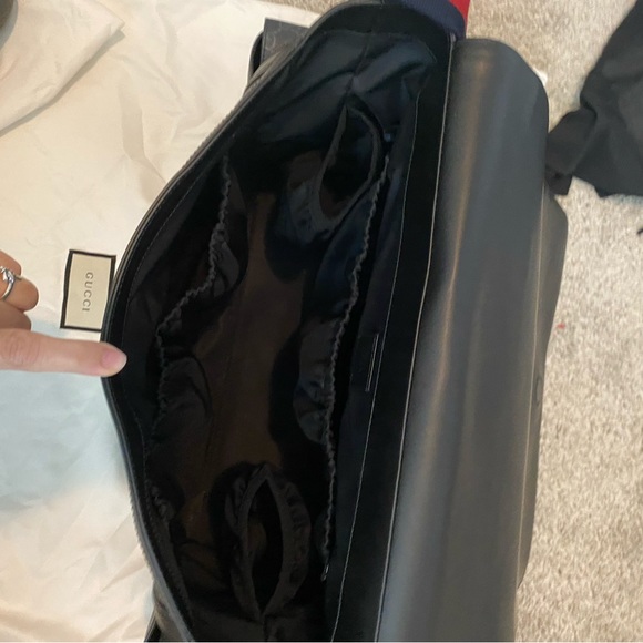 GUCCI GG SUPREME Black Diaper Bag - Picture 3 of 11